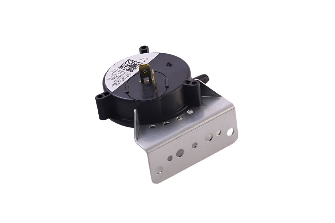 Amana-Goodman 11112501S -.33"wc SPST Pressure Switch