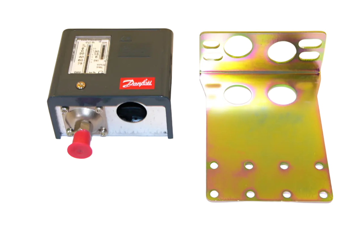Danfoss 060-5237 6"-73# SPST Auto Valve with 1/4" Flare