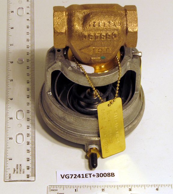 Johnson Controls VG7241ET+3008B 1/2" N.O. Valve, 1.8CV, 3-6 Inches