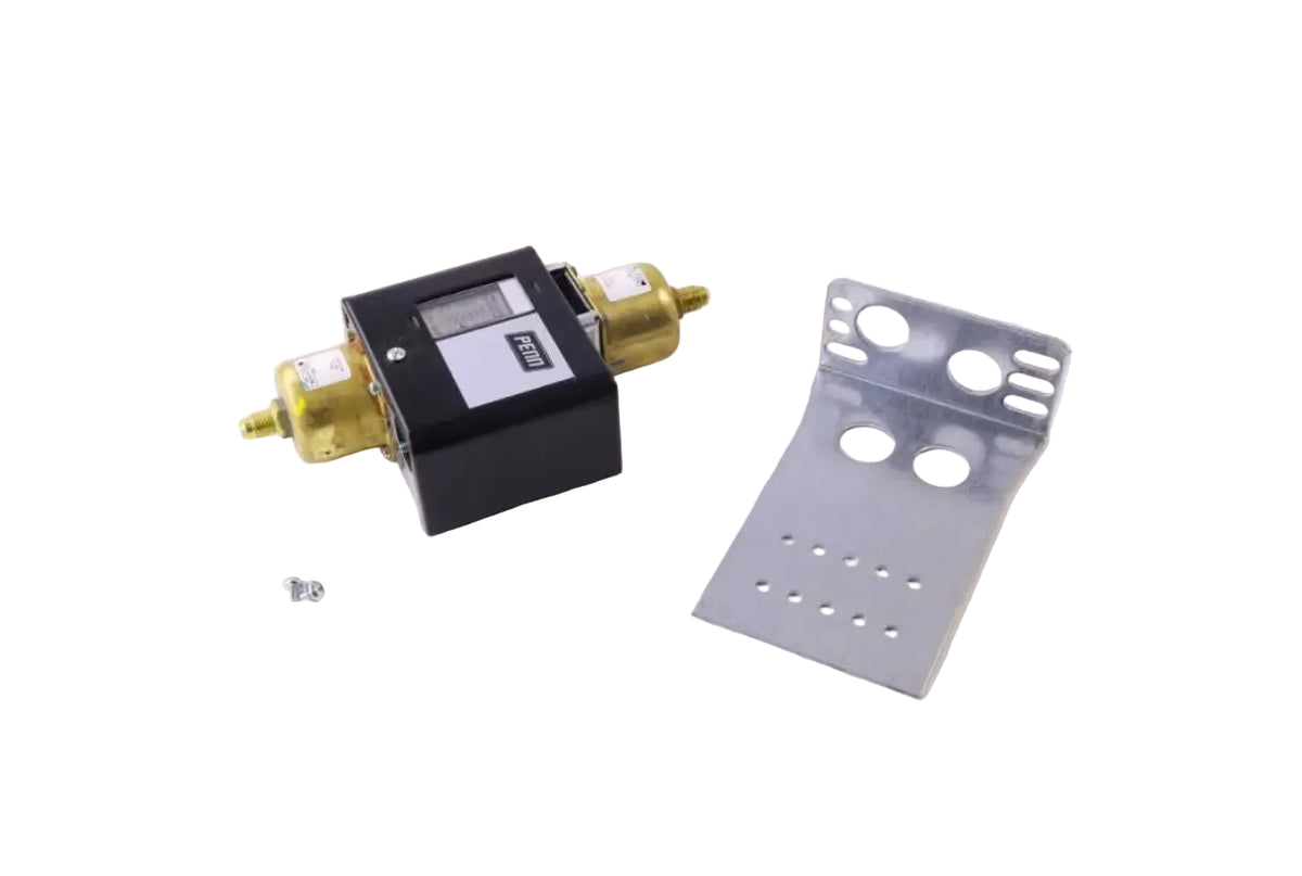 Johnson Controls P74FA-1, SPDT Differential Switch, 8/60# Range, 1/4" Flare