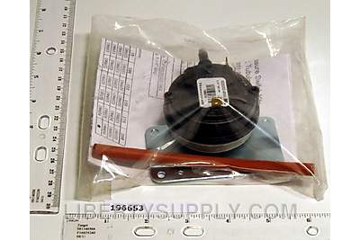 Reznor 196653, 0.47"wc SPST Pressure Switch